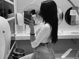People Call Me MelisaDiaz! I Am A Brunette