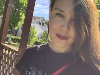 A Live Cam Easy Sweet Thing Is What I Am! I'm 27 Years Old