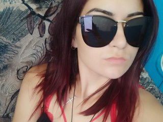 I'm 30 Yrs Old And I Am A Redhead! I'm A Live Cam Attractive Honey