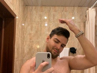My BongaCams Model Name Is FanBig! My Age Is 27 Yrs Old, I Am A Brunette