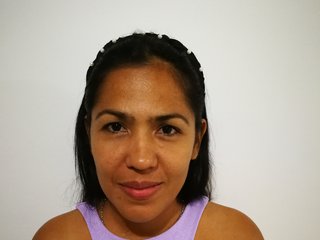 I'm A Live Webcam Suave Chick And People Call Me Naomy22
