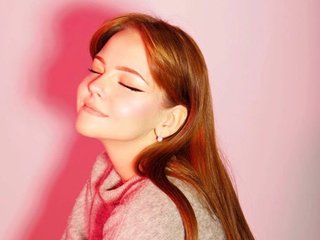 I'm 18! I Am Named Ameli07! I Am A Blonde