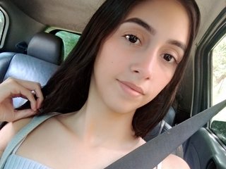 I Am A Brunette, At BongaCams People Call Me Littlejos