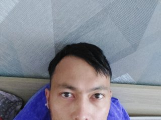 I Am A Brunette! People Call Me Vivo202222
