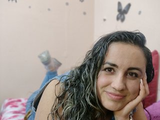 People Call Me Devora-sax And A Camwhoring Delectable Honey Is What I Am