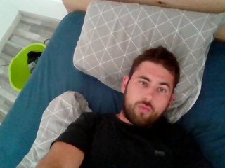 People Call Me Tigx, I'm 25 And I Am A Brunette