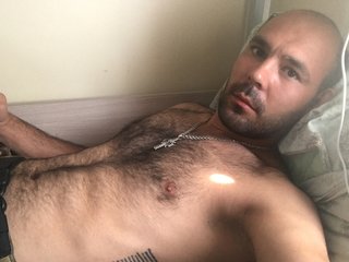 31 Is My Age! I Am A Brunette