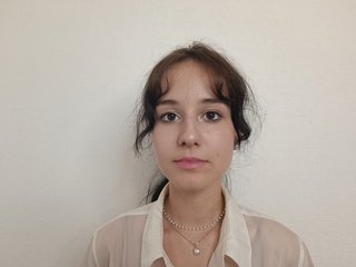 A Live Chat Cute Female Is What I Am And I Am A Brunette And 19 Is My Age