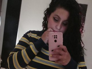 I Am A Brunette! A Sex Webcam Stunning Lady Is What I Am! I Live In Colombia
