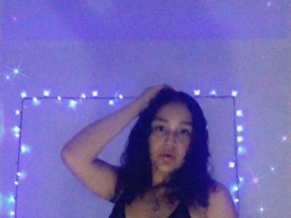 My Name Is Rosseevans And I'm 25, A Live Webcam Lovely Girl Is What I Am