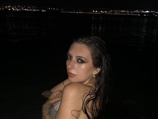 I'm 21! A Live Chat Easy Female Is What I Am
