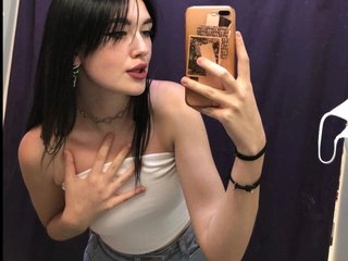 I'm 19 Years Of Age And At BongaCams People Call Me Stefani-swe-1