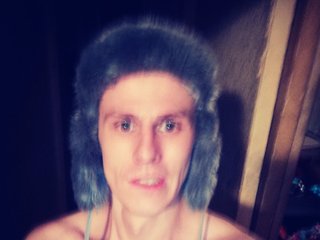 I'm 26 And I Am A Blonde