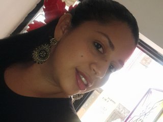 My Age Is 27 Yrs Old! I'm A Sex Cam Good-looking Bimbo