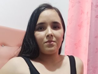 I'm A Live Chat Cute Sweet Thing! I'm 19! My BongaCams Model Name Is Meli-hott