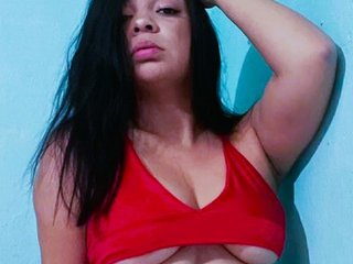 I'm 19 Years Old, I Come From Medellin! I Am A Brunette