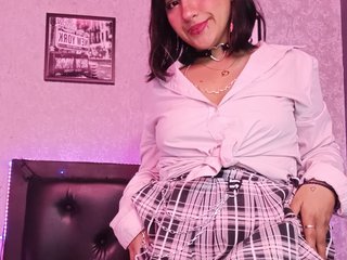 I'm 18 Years Of Age And A Sex Cam Eye-catching Gal Is What I Am! At BongaCams People Call Me Molly-doll