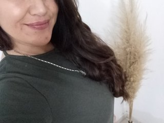 I'm A Camming Beautiful Bimbo! I Am A Brunette! My Model Name Is RominaSosa