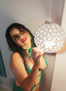 Green Sexy Girl 💚🖤