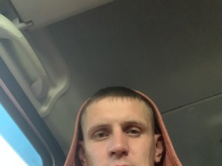 I Am A Blonde, I'm 31 Years Of Age 2