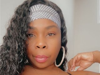 I Am A Brunette And A Webcam Desirable Honey Is What I Am