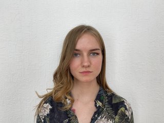 I Am A Brunette And My BongaCams Name Is JuliaRee