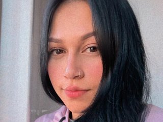 Venezuela Is Where I Live! People Call Me Alinaly, My Age Is 29 Years Old