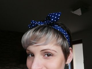 People Call Me LauraSimonova! I'm A Camwhoring Horny Babe And I'm 34 Yrs Old