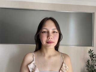 My BongaCams Model Name Is BeverlyParks! I Am A Brunette, I'm 18 Yrs Old