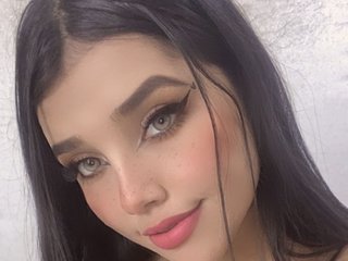 My Age Is 23 Years Old! A Sex Chat Attractive Honey Is What I Am