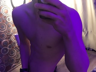 I Am A Blonde And People Call Me Estetickkkboy