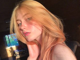 My Model Name Is VonnaLein And I'm A Live Chat Lovely Sweet Thing