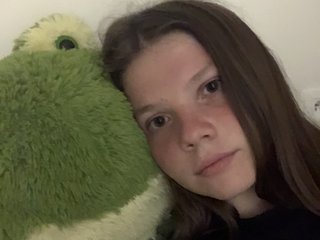 I'm 21! My Model Name Is EvaGraspa! A Live Chat Easy Honey Is What I Am