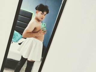 I Am A Brunette And My Model Name Is Harvey21