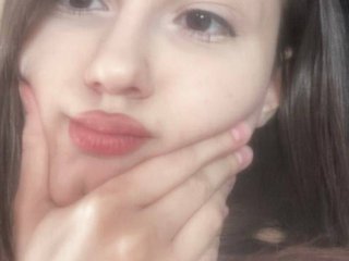 A Camming Stunning Hottie Is What I Am! I'm 18 Years Of Age, I Am A Brunette