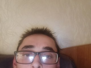 I Am Named SeksiMen4022 And I'm 28 Years Of Age