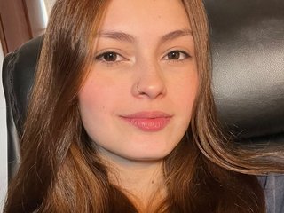 My Age Is 19 Years Old And I'm A Sex Cam Delectable Female And I Am A Brunette