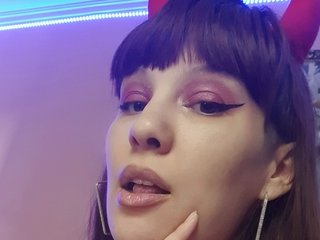 A Live Chat Charming Chick Is What I Am, I Am A Brunette