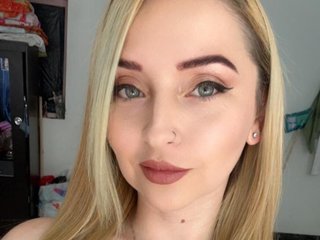 I Am A Blonde, My Name Is Ashleey