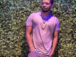 My Name Is DesiSilver! I Live In Adipur, I Am A Brunette