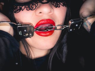 I'm 21 Years Of Age! My BongaCams Name Is Anniemiller1 And I Am A Brunette
