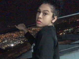 I Am A Brunette, A Camwhoring Delectable She-male Is What I Am