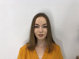 I'm 18 Years Old, People Call Me MaryRays