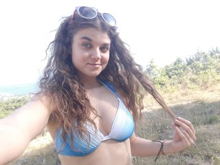 My Name Is Lady00Diamond And I Am A Brunette