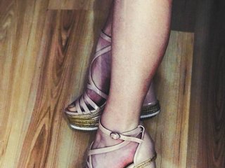 A Webcam Attractive Sweet Thing Is What I Am And I Am A Blonde And I'm 26 Years Old
