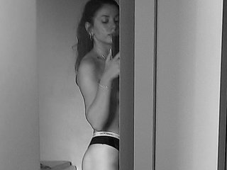 I Come From VeneÈ›ia And I Am A Brunette! At BongaCams I'm Named Irresistible