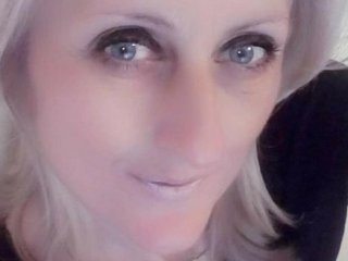 I Am A Blonde And My Name Is Visnja