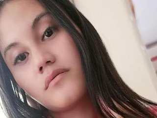 I Am A Brunette And My Age Is 18 Years Old And I Live In Manila