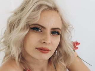 I Am A Blonde, A Sex Cam Delicious Sweet Thing Is What I Am