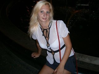 A Cam Desirable Gal Is What I Am And I Am A Blonde, I'm 28 Yrs Old